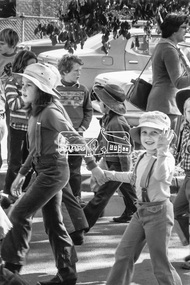 Photograph, Eltham Community Festival Grand Parade, Main Road near Arthur Street, Eltham, 6 August 1977, 1977