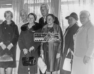Photograph, His Excellency Major General Sir Rohan Delacombe with Lady members of the Shire of Eltham Elderly Citizens' Clubs, 19 September 1973