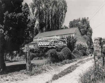 Photograph, Minces Cottage, corner of Main Road and Reynolds Road, Eltham