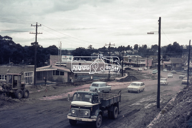 Photograph, Roadworks, Main Road widening, Eltham, 15 July 1968, 1968