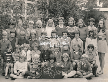 Photograph, Grade 3, Grove Street Eltham Primary School, 1974