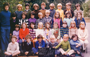 Photograph, Grade 4, Eltham East Primary School, 1975