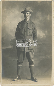 Postcard, Postcard to Lily Howard from Charlie Harris, Melbourne, 16 January 1916, 1916