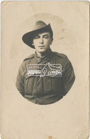 Postcard, Postcard to Lily Howard from Eric (?), France, 28 April 1918, 1918