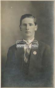 Postcard, Sinclair family, Diamond Creek, 1918c