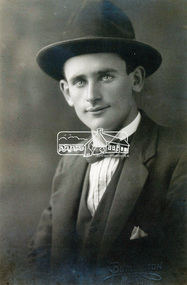 Photograph, Leslie Vine Howard
