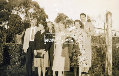 Photograph, Bob and Essie Cracknell, David and Lily Thompson, Ver and Roma Yates