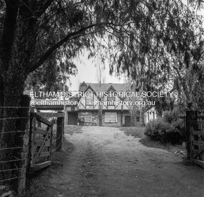 Photograph, Michael Wood, Montsalvat, Eltham, 1969, 1969