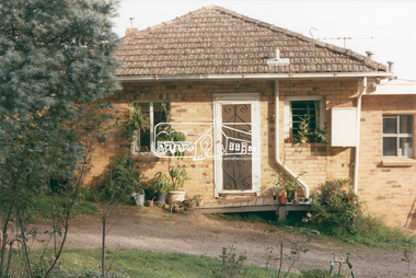 Photograph, 218 Pitt Street, Eltham, c.1985, 1985c