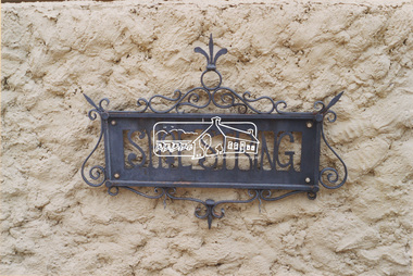 Photograph, Harry Gilham, Shoestring, Metery Road, Eltham, March 2004, 2004