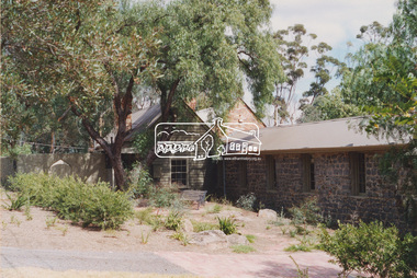 Photograph, Harry Gilham, Shoestring, Metery Road, Eltham, March 2004, 2004