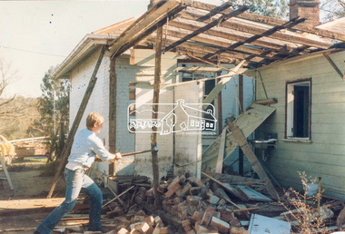 Photograph, Former Eltham Police Residence, 728 Main Road, Eltham, c.1985, 1985c