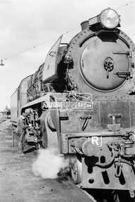 Photograph, Steam locomotive R-708 outside the locomotive workshop, Bendigo Railway Station, c.November 1962, 1962