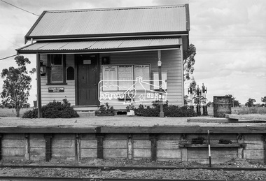 Photograph, Barnes Railway Station, Moama, NSW, November 1962