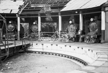 Photograph, Steam locomotives J-516, N-464, D3-629 and K-162 in the locomotive workshop at Seymour Railway Station, c.May 1963, 1963