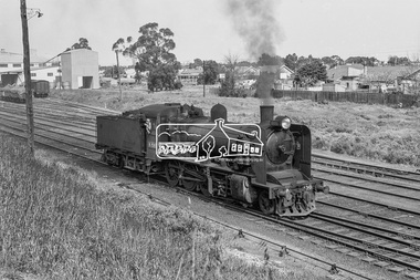 Photograph, Steam locomotive K-158, Echuca Railway Station, c.November 1963, 1963