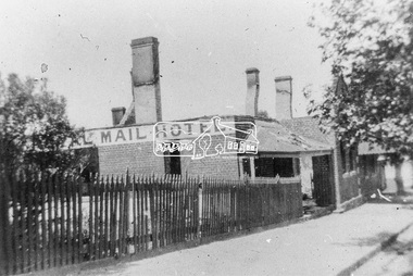 Photograph, Royal Mail Hotel, Diamond Creek; destroyed by fire, 1925