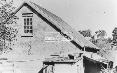 Photograph, Willis Vale on the north bank of the Plenty River, Church Street, Greensborough, c.1950