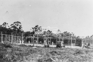 Photograph, Diamond Creek Tennis Club, Diamond Street, Diamond Creek, c.1926
