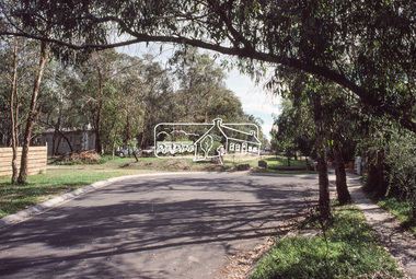 Photograph, Pymm Avenue, Eltham North, Oct. 1980