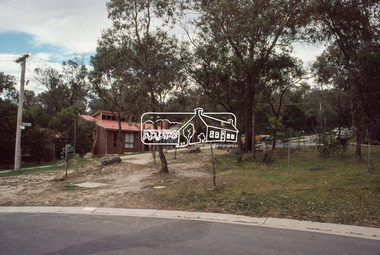 Photograph, Pymm Avenue, Eltham North, Oct. 1980