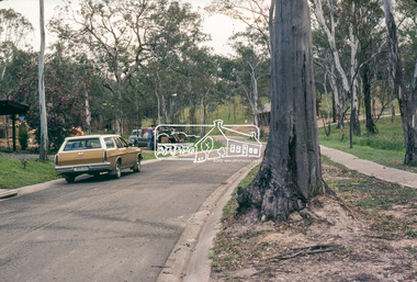 Photograph, Dunstan Drive, Hurstbridge, c. Nov. 1980