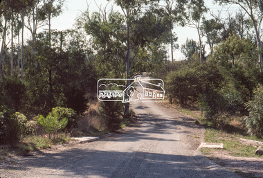 Photograph, Curvilinear design, Riverhill Drive, Lower Plenty, c.March 1981, 1981