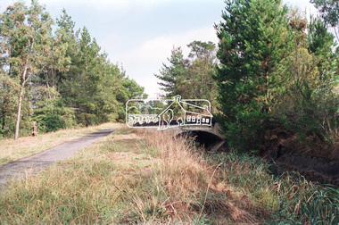 Negative - Photograph, Maroondah Aqueduct Trail near The Esplanade, Research, 1991