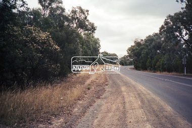 Photograph, Looking northwest along Kangaroo Ground-Warrandyte Road, Kangaroo Ground, c.1989, 1989