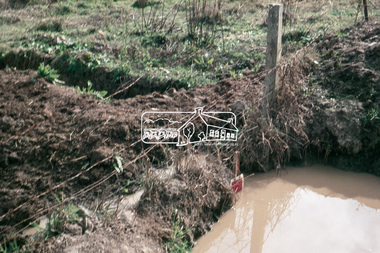 Slide, Post drainage repairs on Bonds Road near Martin property and Montpelier Drive, Lower Plenty, c.July 1972, 1972