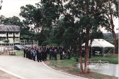 Photograph, At the launch of the Kinloch Gardens development, 93 Arthur Street, Eltham, April 1998, April 1998
