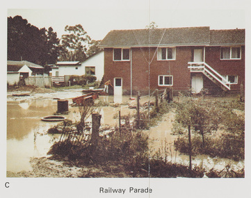 Work on paper (Sub-Item) - Photograph, Flooding, 75 Railway Parade, Eltham  8 April 1977