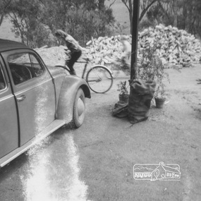 Work on paper (item) - Photograph, 2 Metery Road, Eltham South