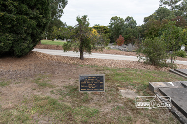 Photograph, Peter Pidgeon, Orford family graves, Eltham Cemetery, Victoria, 5 April 2021