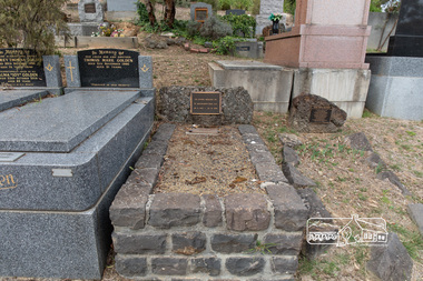 Photograph, Peter Pidgeon, Grave of William MacMahon Ball and Katrine S. Ball, Eltham Cemetery, Victoria, 5 April 2021