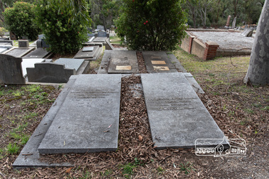 Photograph, Peter Pidgeon, Reynolds family grave, Eltham Cemetery, Victoria, 5 April 2021