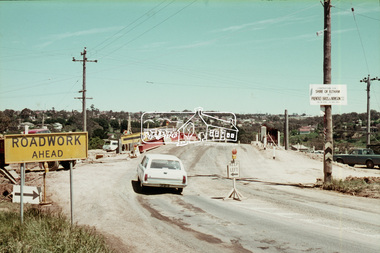 Slide, Sherbourne Road overpass, Briar Hill, c.Oct 1970