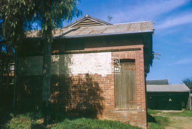 Slide, Old Eltham Bakery and cottage, cnr of York Street and Main Road, Eltham, c.Jul 1974
