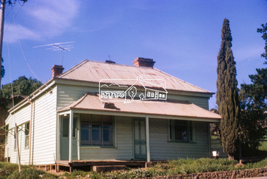 Slide, Old Eltham Bakery and cottage, cnr of York Street and Main Road, Eltham, c.Jul 1974