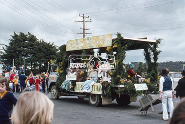 Slide, Grand Parade, Fifth Eltham Community Festival, 11 Aug 1979