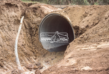 Slide, Culvert construction: Greens Road, Arthurs Creek, 19 Jun. 1981