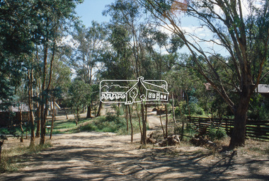 Slide, Andrews Street, Eltham, Nov. 1981