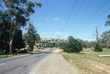 Slide, Main Road, Eltham South, Nov. 1981