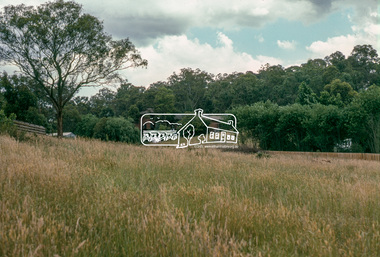 Photograph, Undeveloped land, Beard Street, Eltham, Dec. 1980