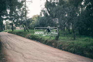 Photograph, Beard Street, Eltham, 3 Sep 1981