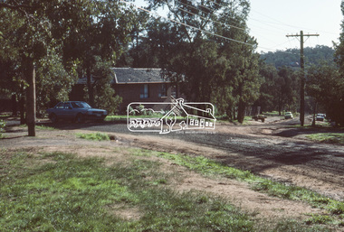 Slide, Thompson Crescent, Research, May 1983