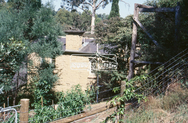 Slide - Photograph, Clay Nuneham, Stanhope Street, Eltham, c. 1988