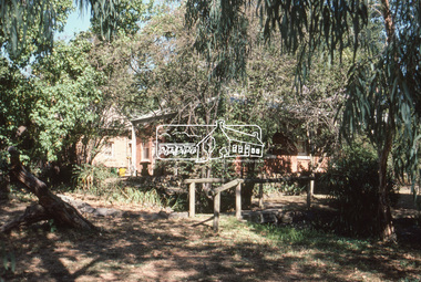 Slide - Photograph, Wingrove Cottage, Main Road, Eltham, c.Mar. 1989