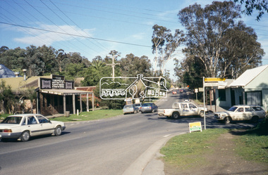 Slide - Photograph, Heidelberg-Kinglake Road, Hurstbridge, c.June 1990