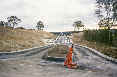 Slide - Photograph, Dandallo Drive, Eltham, c.June 1990